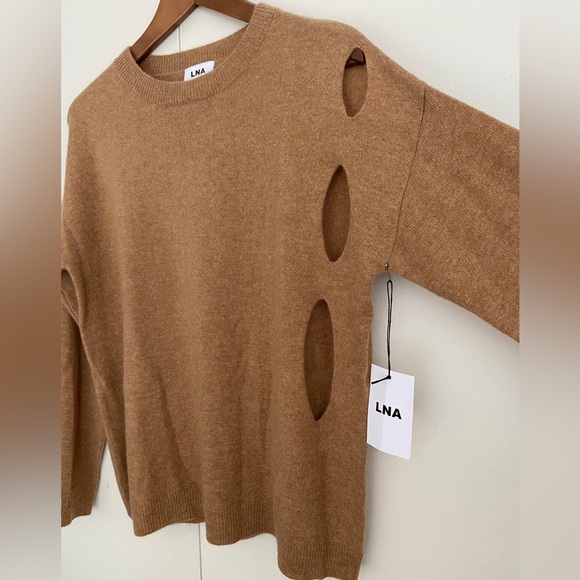 LNA side cutout cashmere sweater - Picture 2 of 2